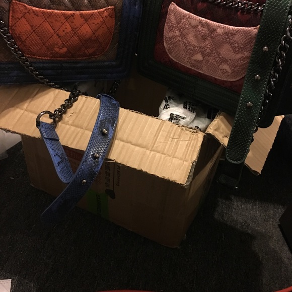 Chain purses - Picture 2 of 2